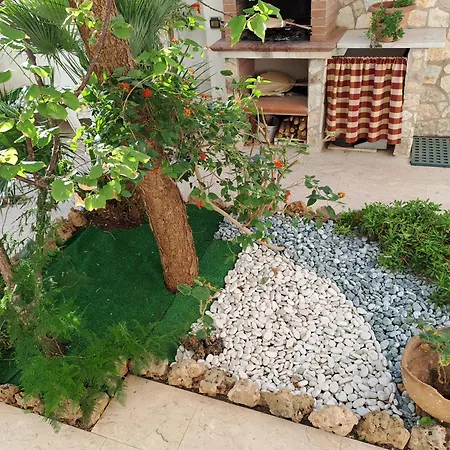 Apartman Giardino Fiorito *
